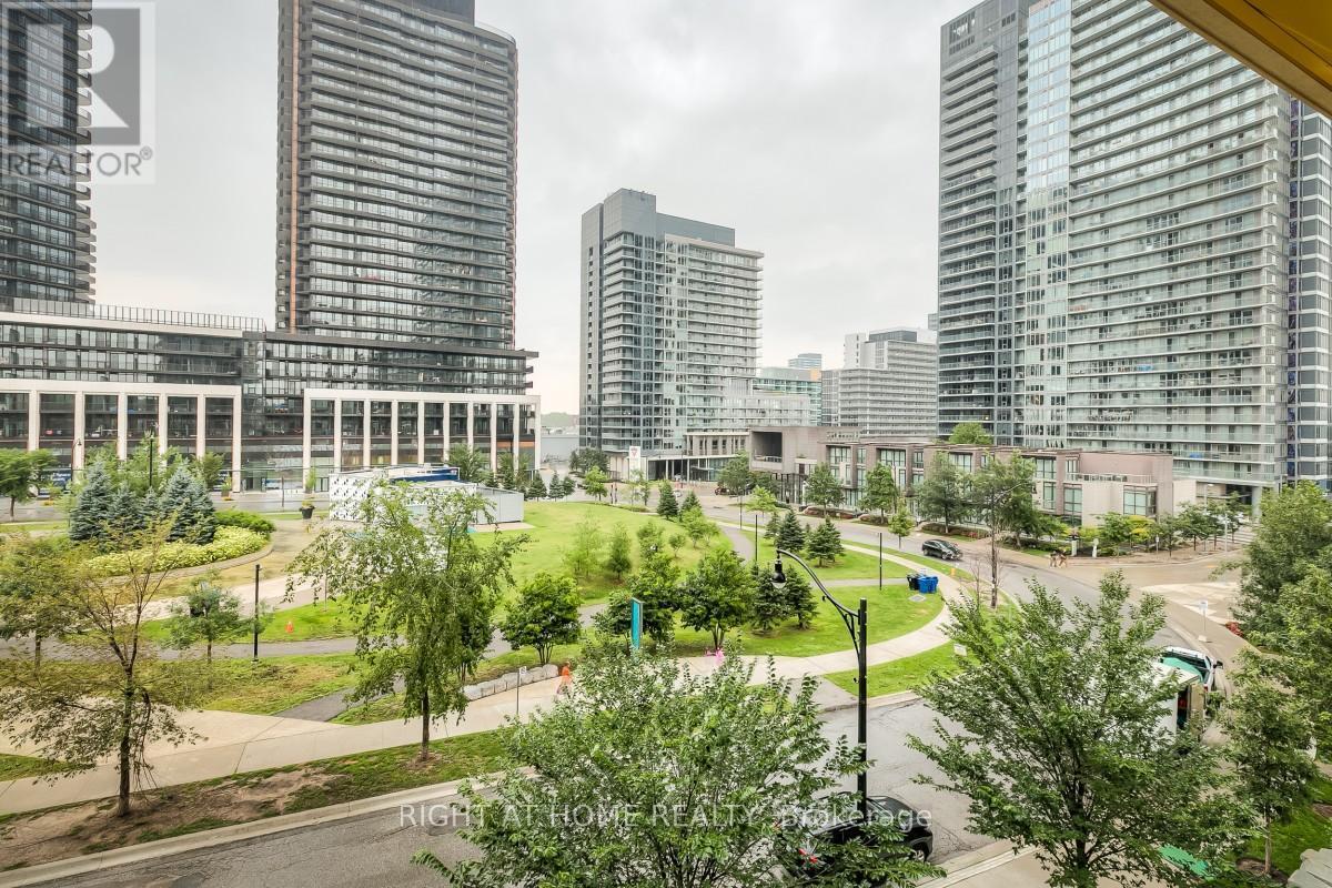 511 - 95 Mcmahon Drive, Toronto, ON - Outdoor With Facade