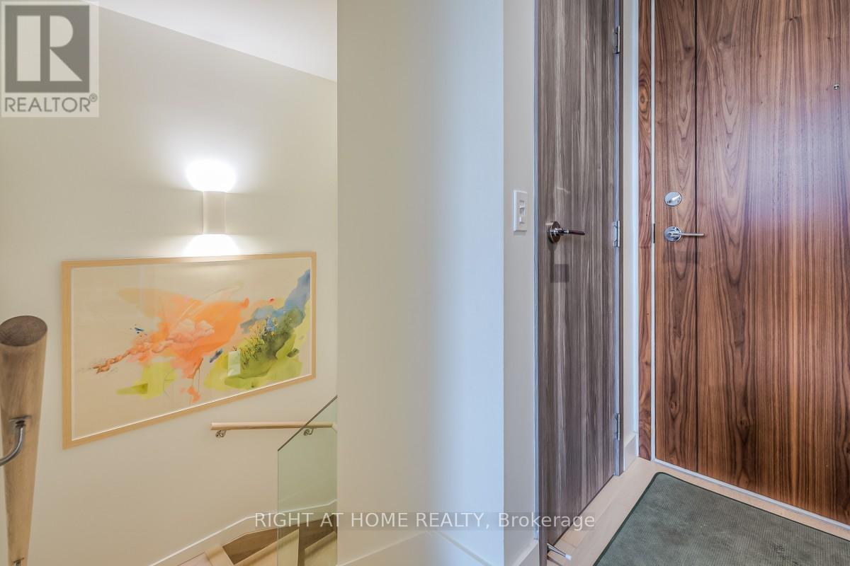 511 - 95 Mcmahon Drive, Toronto, ON - Indoor Photo Showing Other Room