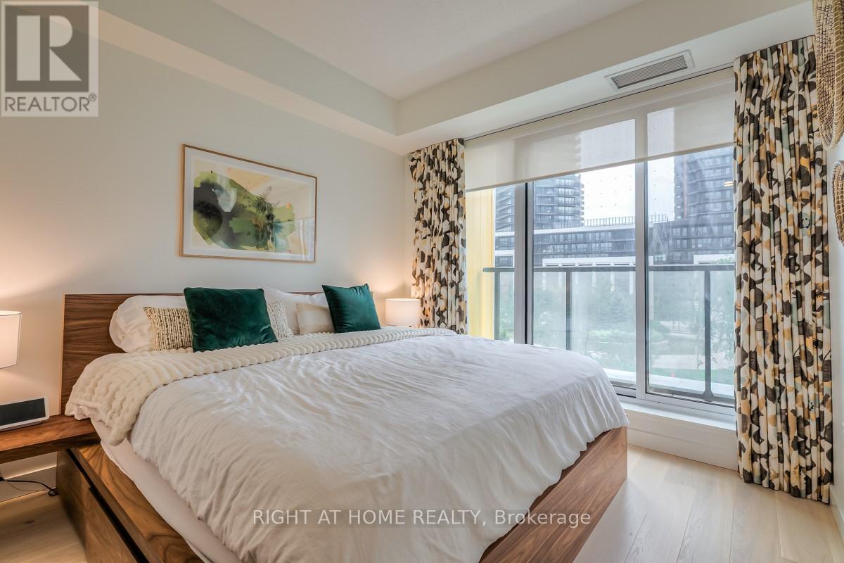 511 - 95 Mcmahon Drive, Toronto, ON - Indoor Photo Showing Bedroom