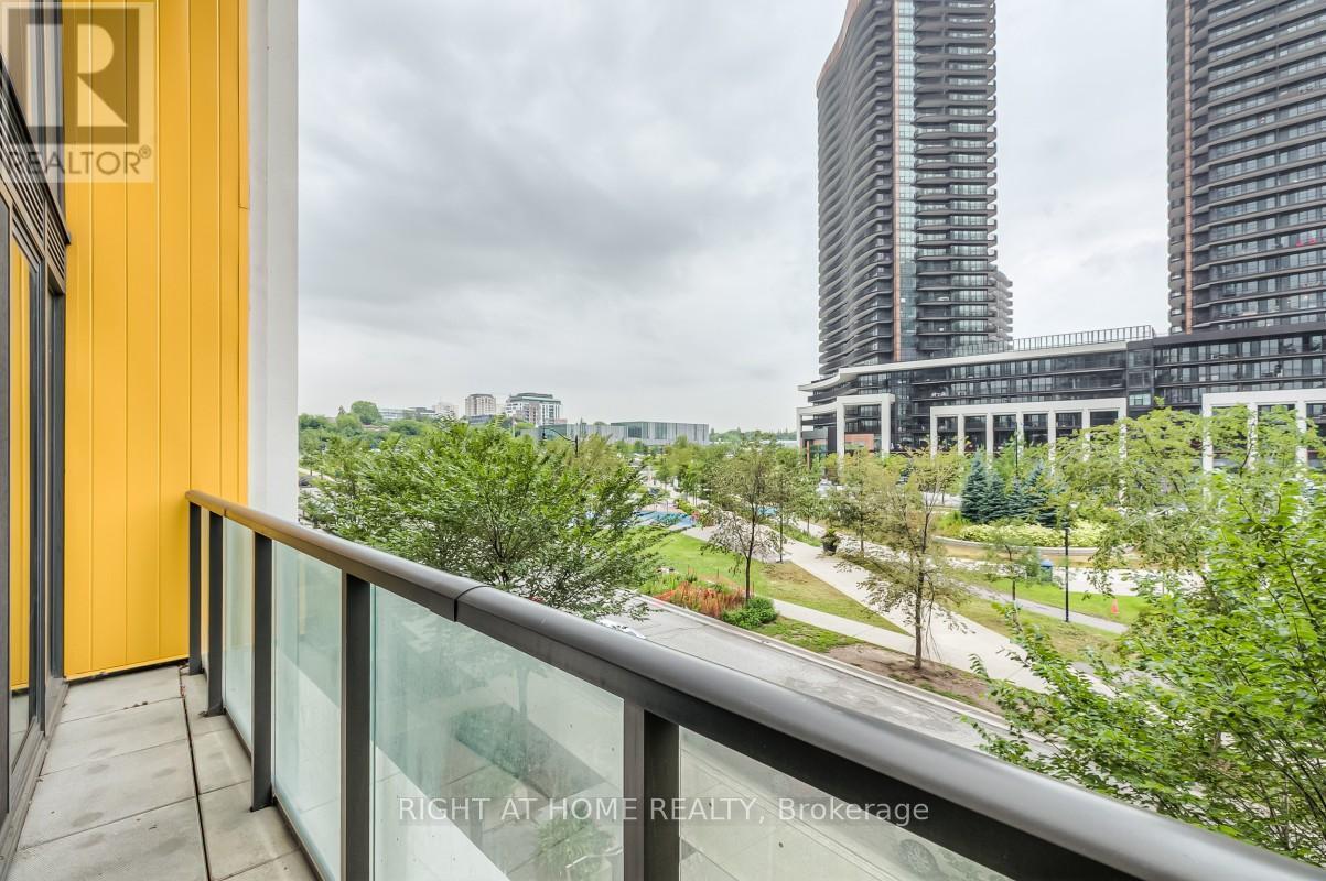511 - 95 Mcmahon Drive, Toronto, ON - Outdoor With Balcony