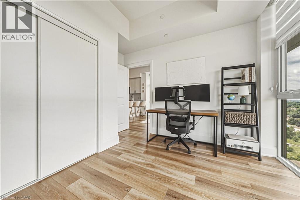 470 E Dundas Street E Unit# 1202, Waterdown, ON - Indoor Photo Showing Office