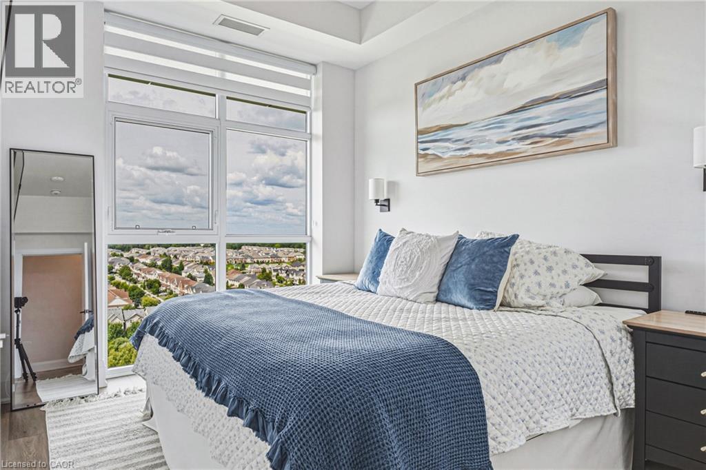 470 E Dundas Street E Unit# 1202, Waterdown, ON - Indoor Photo Showing Bedroom