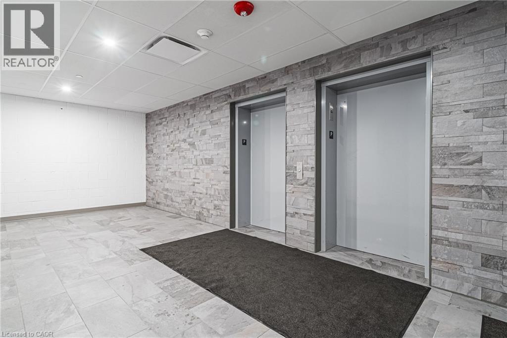 470 E Dundas Street E Unit# 1202, Waterdown, ON - Indoor Photo Showing Other Room