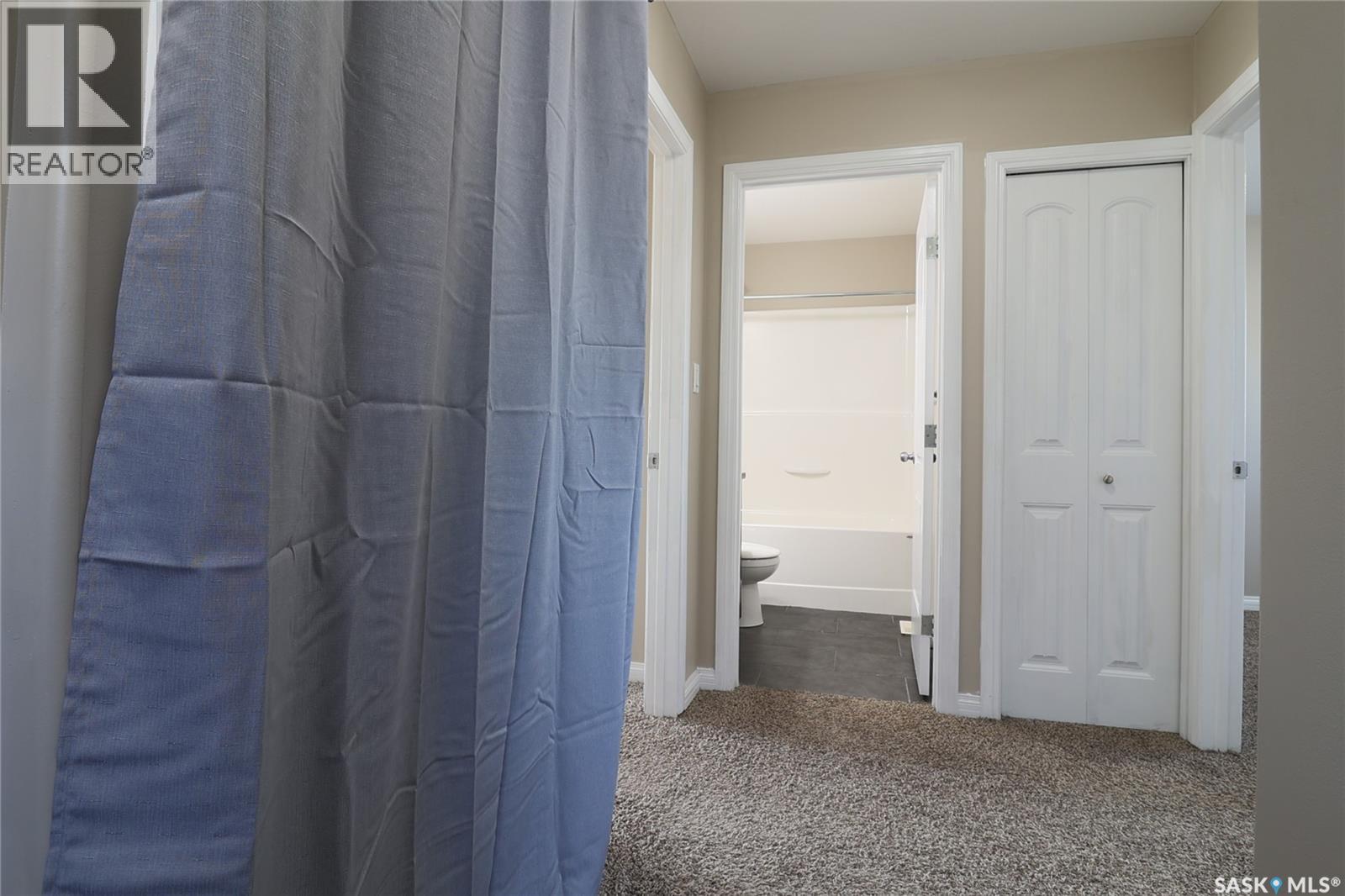 450 Geary Crescent, Saskatoon, SK - Indoor Photo Showing Bathroom