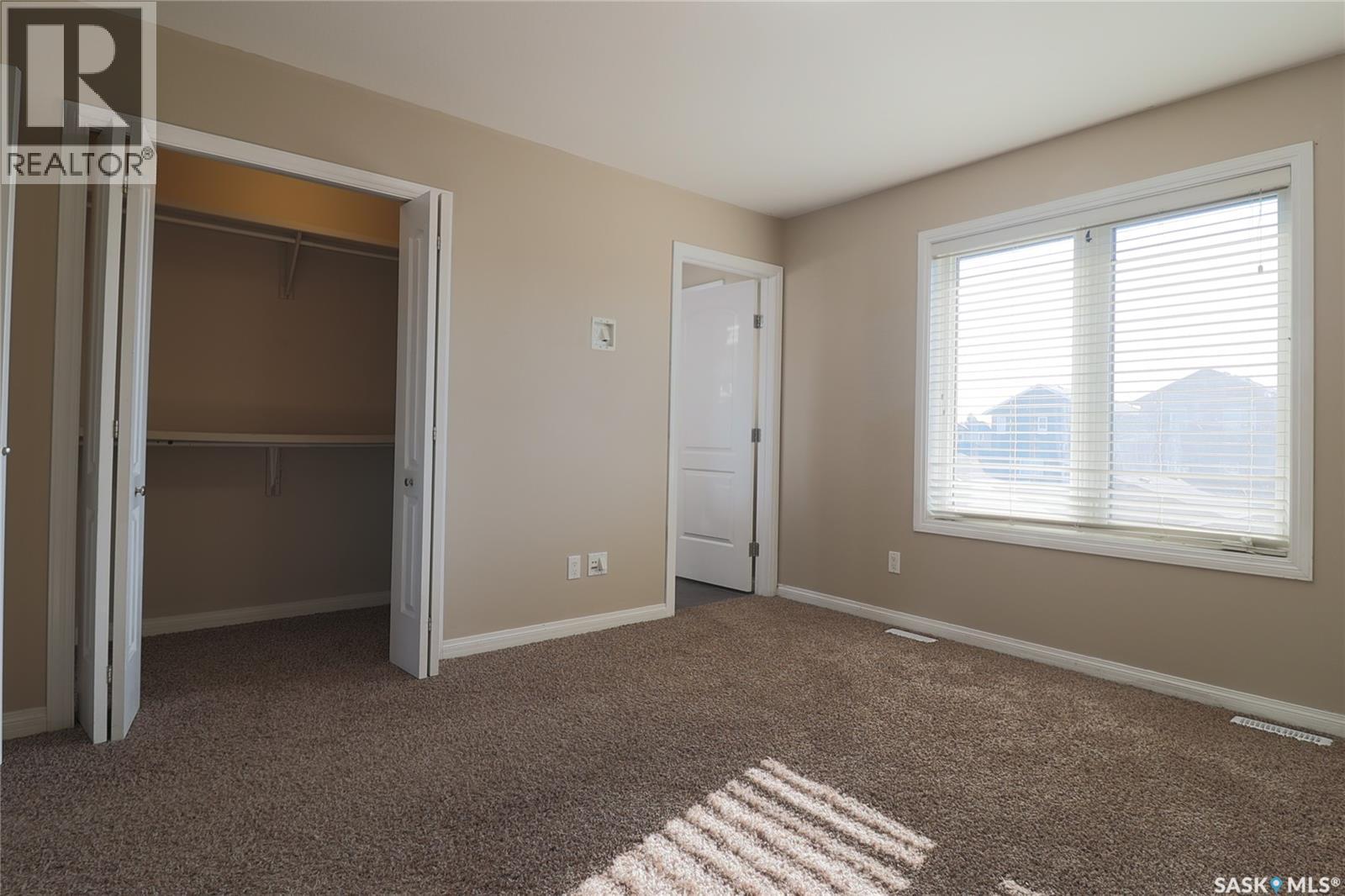 450 Geary Crescent, Saskatoon, SK - Indoor