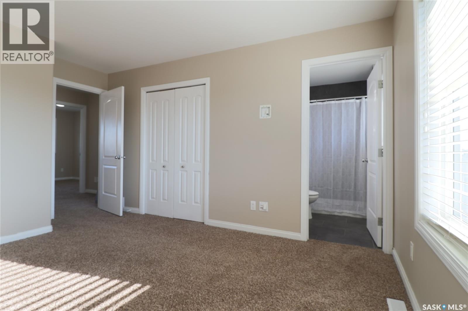 450 Geary Crescent, Saskatoon, SK - Indoor