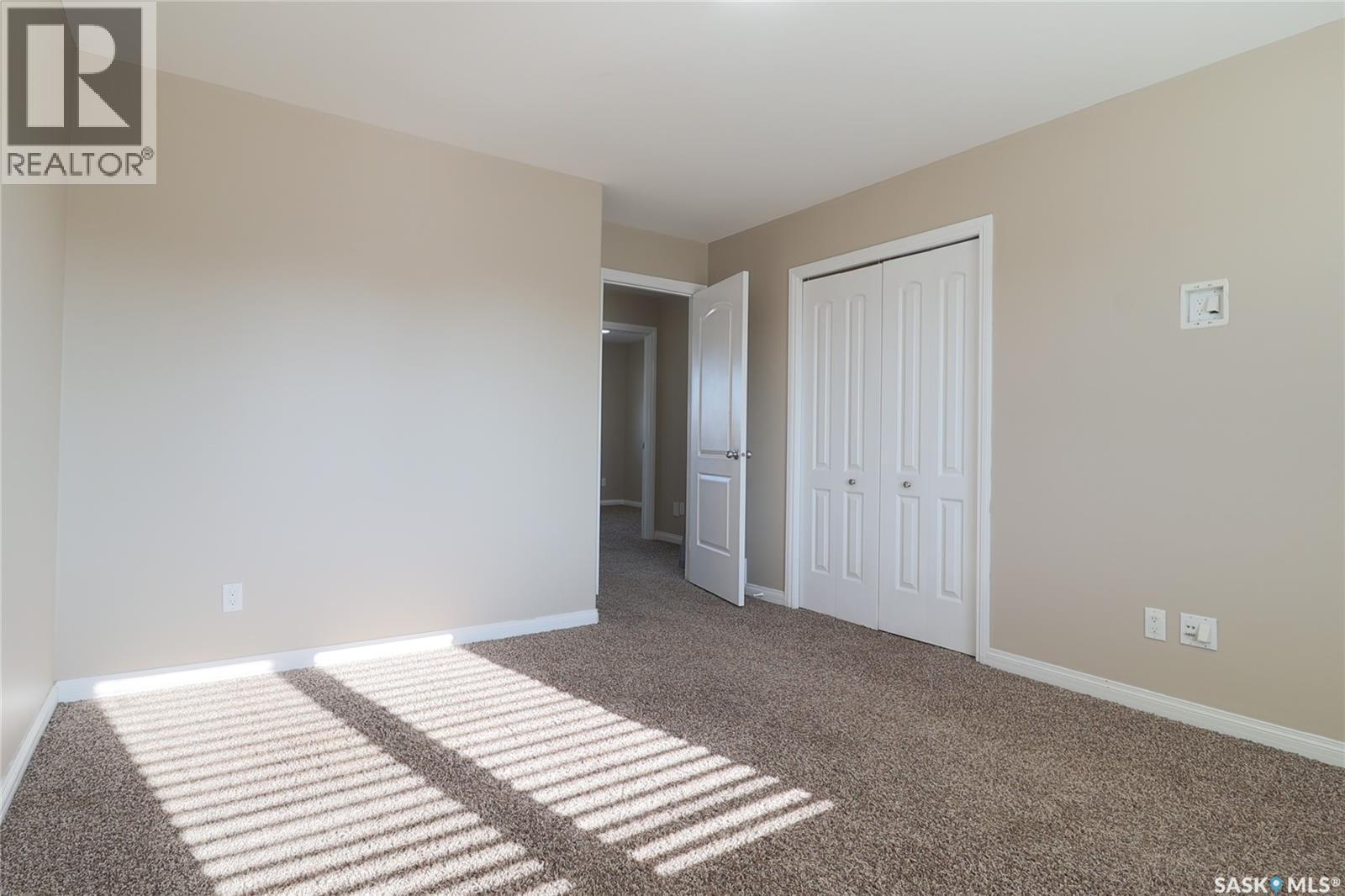 450 Geary Crescent, Saskatoon, SK - Indoor