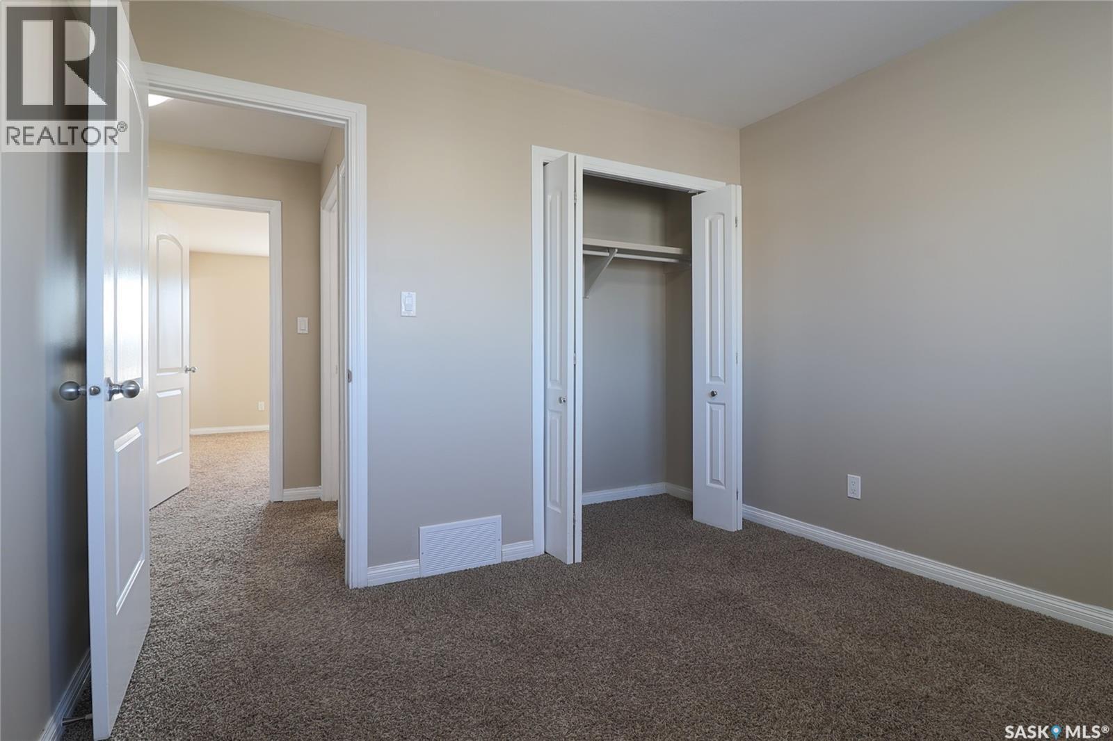 450 Geary Crescent, Saskatoon, SK - Indoor Photo Showing Other Room