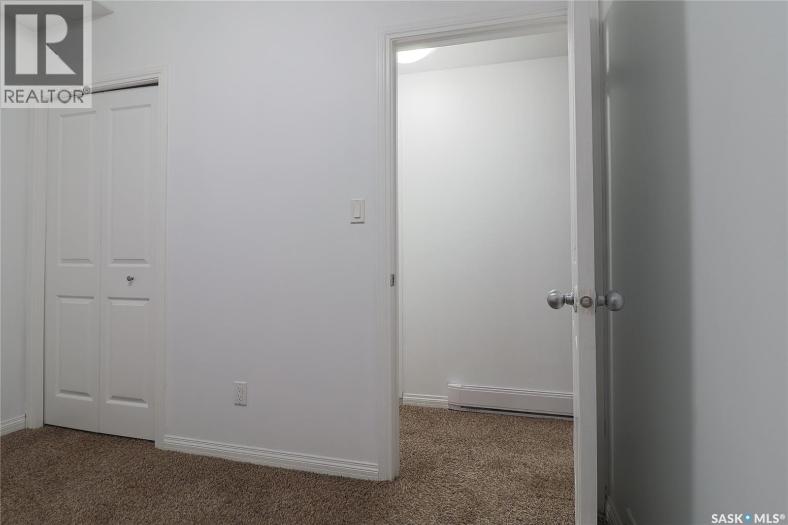 450 Geary Crescent, Saskatoon, SK - Indoor Photo Showing Other Room