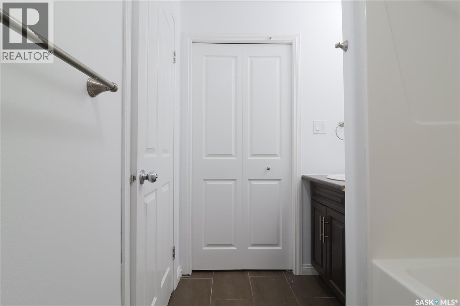 450 Geary Crescent, Saskatoon, SK - Indoor Photo Showing Other Room
