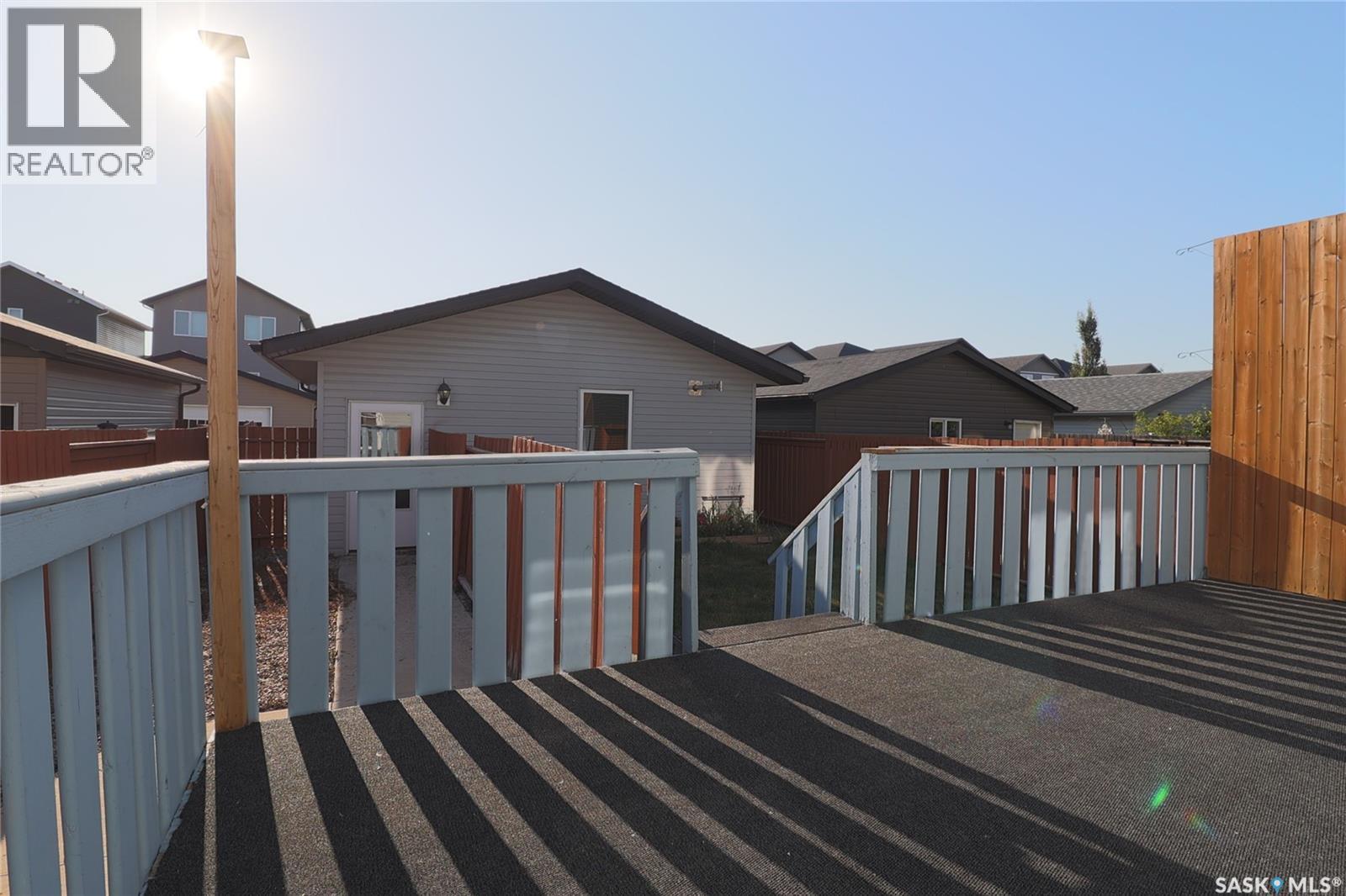 450 Geary Crescent, Saskatoon, SK - Outdoor With Exterior