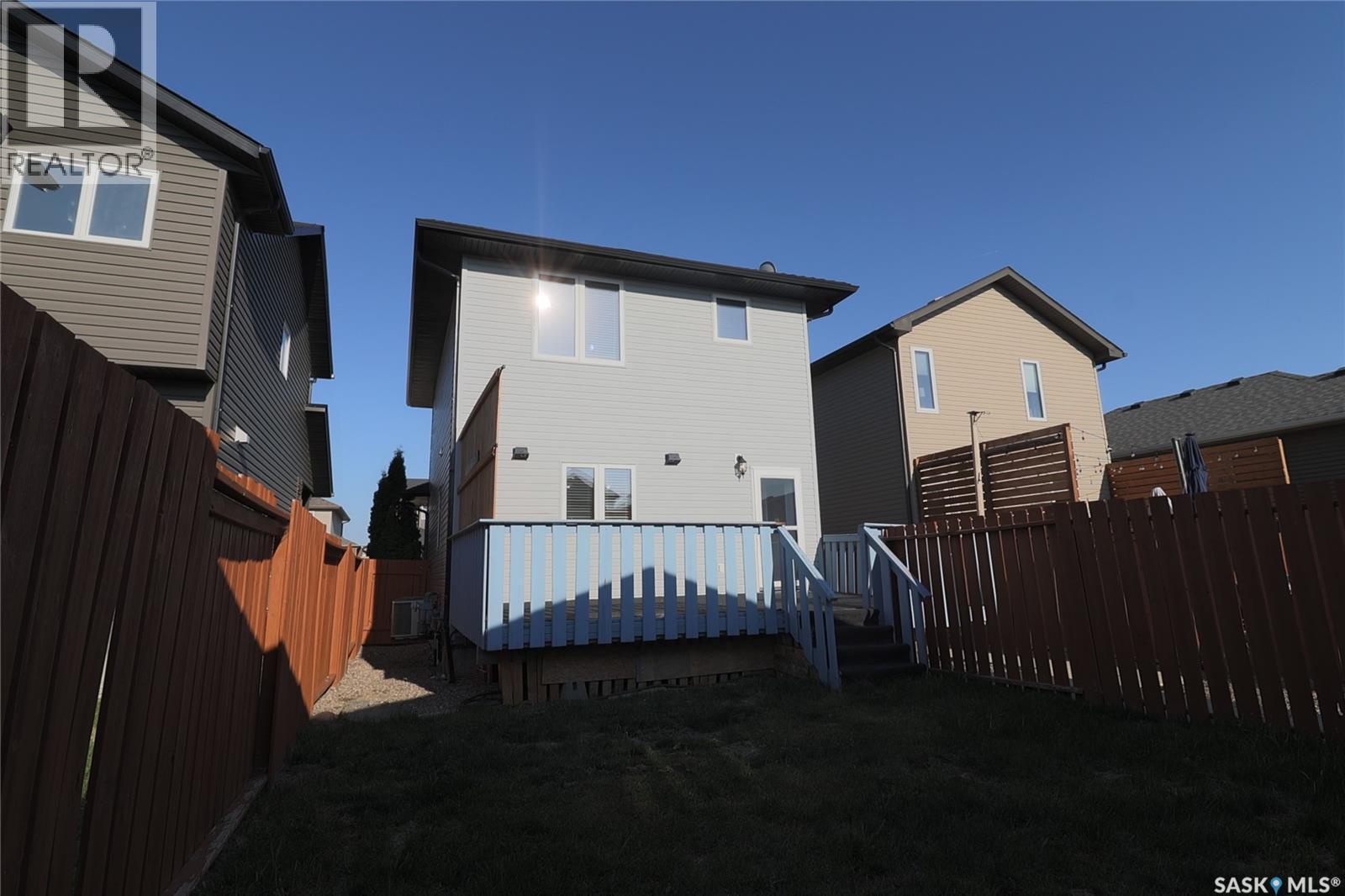 450 Geary Crescent, Saskatoon, SK - Outdoor With Exterior