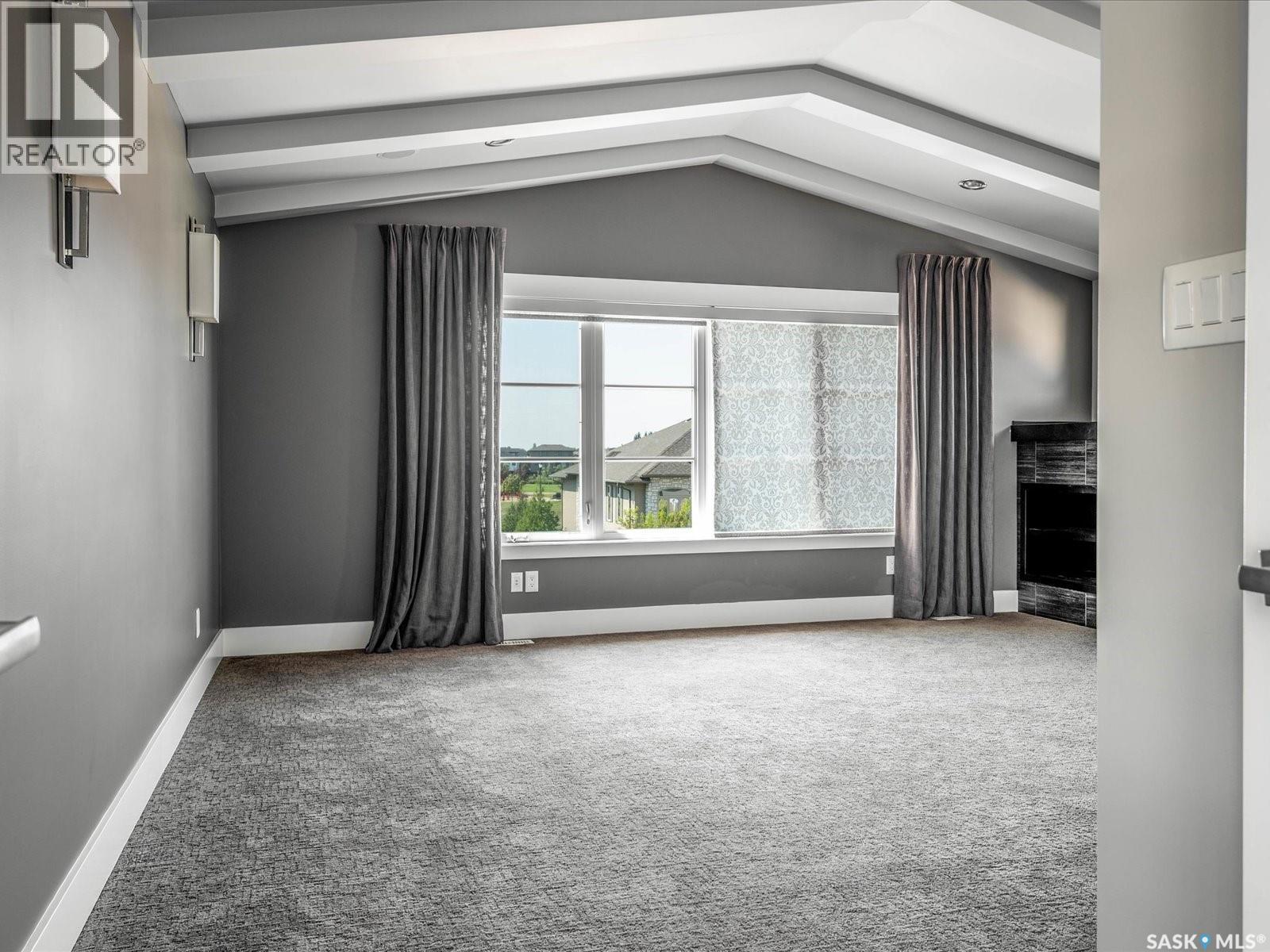 3633 Green Water Drive, Regina, SK - Indoor Photo Showing Other Room