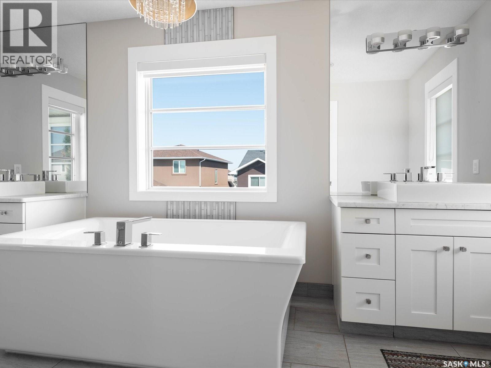 3633 Green Water Drive, Regina, SK - Indoor Photo Showing Bathroom