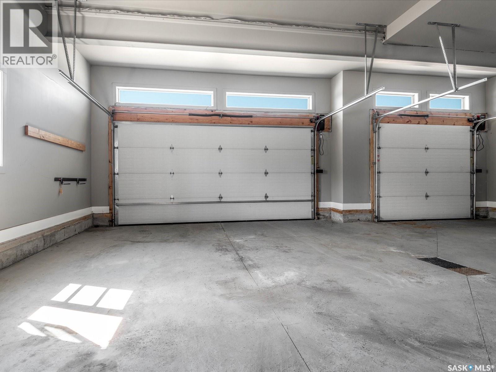 3633 Green Water Drive, Regina, SK - Indoor Photo Showing Garage