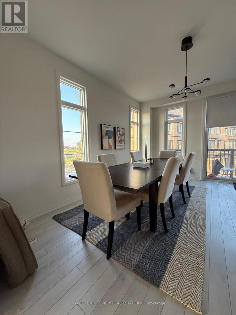 12 - 496 Provident Way, Hamilton, ON - Indoor Photo Showing Dining Room