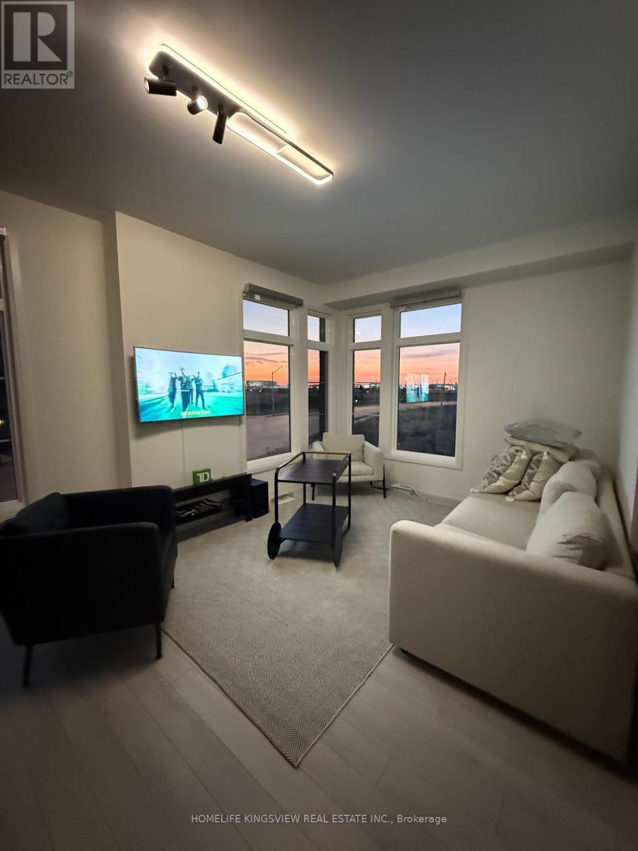 9 - 496 Provident Way, Hamilton, ON - Indoor