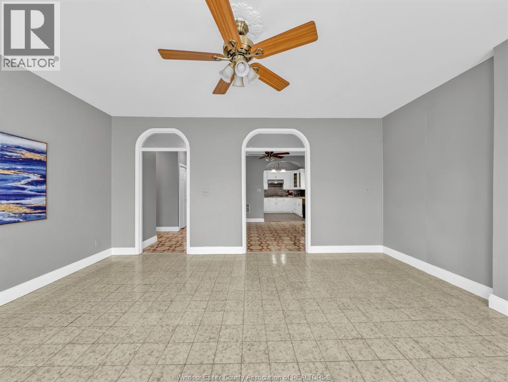 677 Marentette Unit# Upper, Windsor, ON - Indoor Photo Showing Other Room