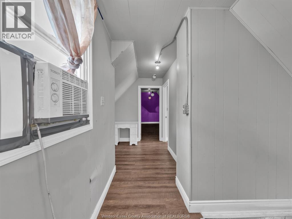 677 Marentette Unit# Upper, Windsor, ON - Indoor Photo Showing Other Room