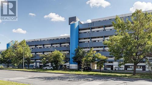 417 - 4673 JANE STREET  Toronto, ON M3N 2L1