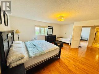 5847 Summerside Drive, Mississauga, ON - Indoor Photo Showing Bedroom