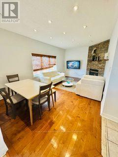5847 Summerside Drive, Mississauga, ON - Indoor Photo Showing Other Room