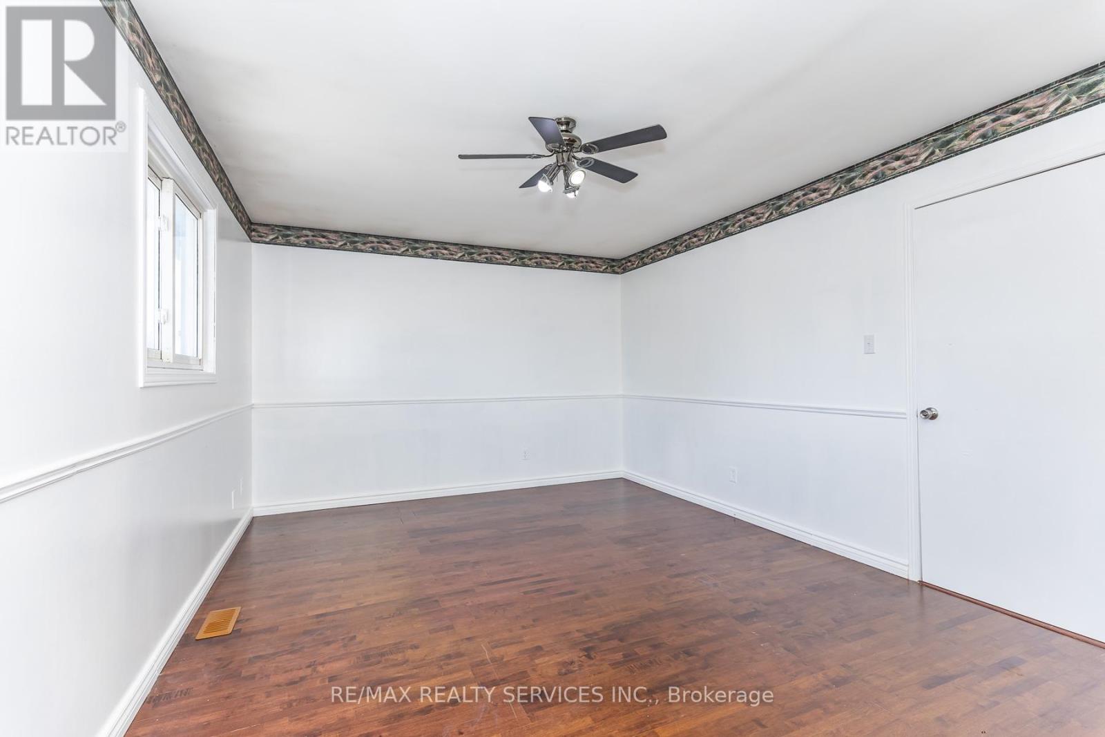 1217 Gloucester Square, Pickering, ON - Indoor Photo Showing Other Room