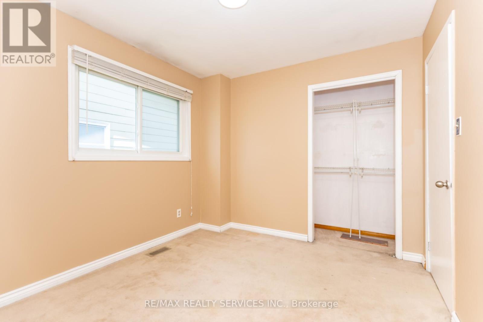 1217 Gloucester Square, Pickering, ON - Indoor Photo Showing Other Room