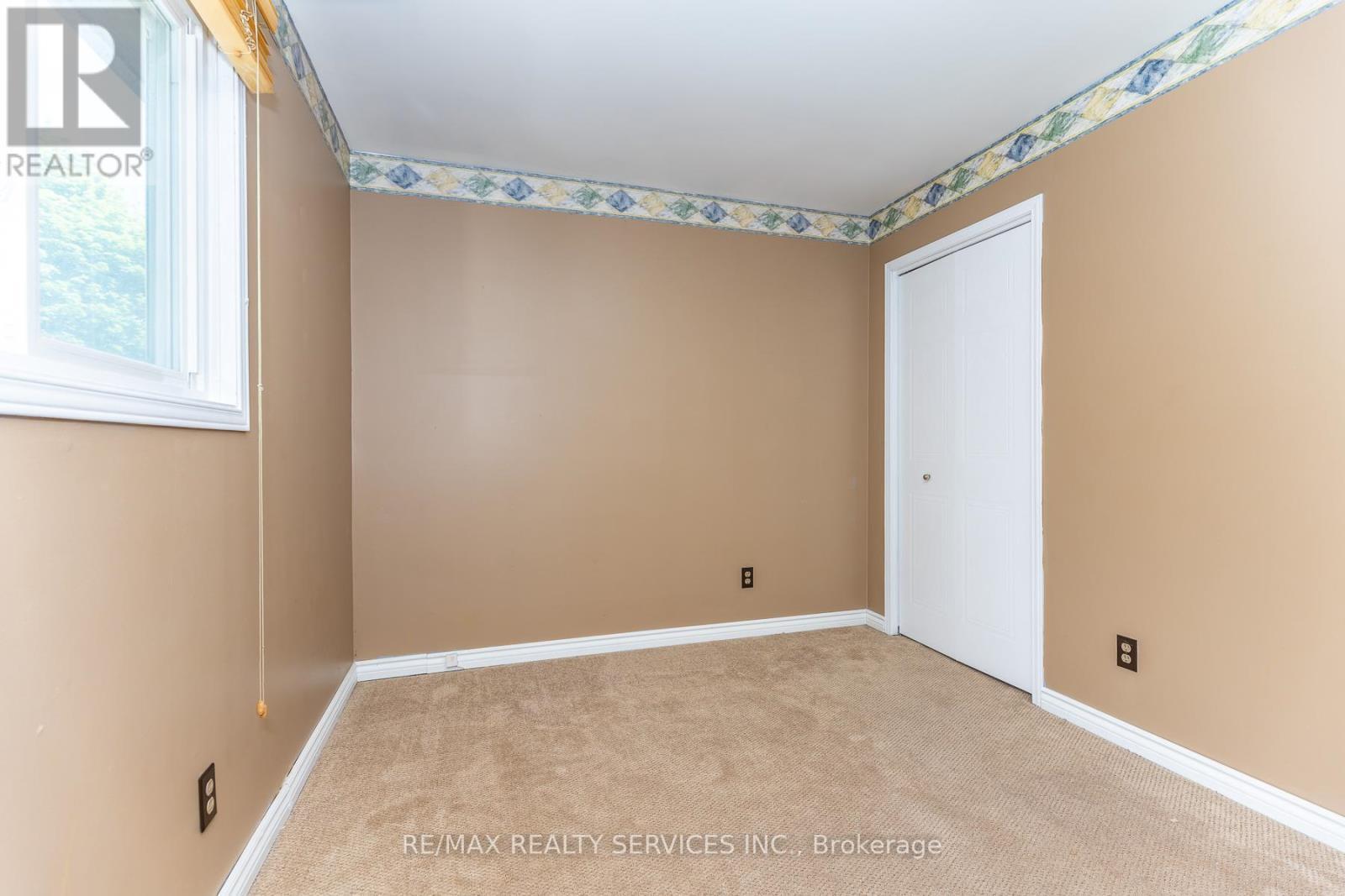 1217 Gloucester Square, Pickering, ON - Indoor Photo Showing Other Room