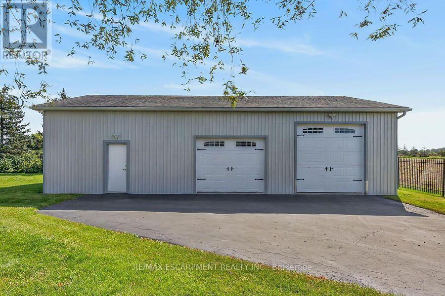 2265 Binbrook Road, Hamilton, ON - Outdoor