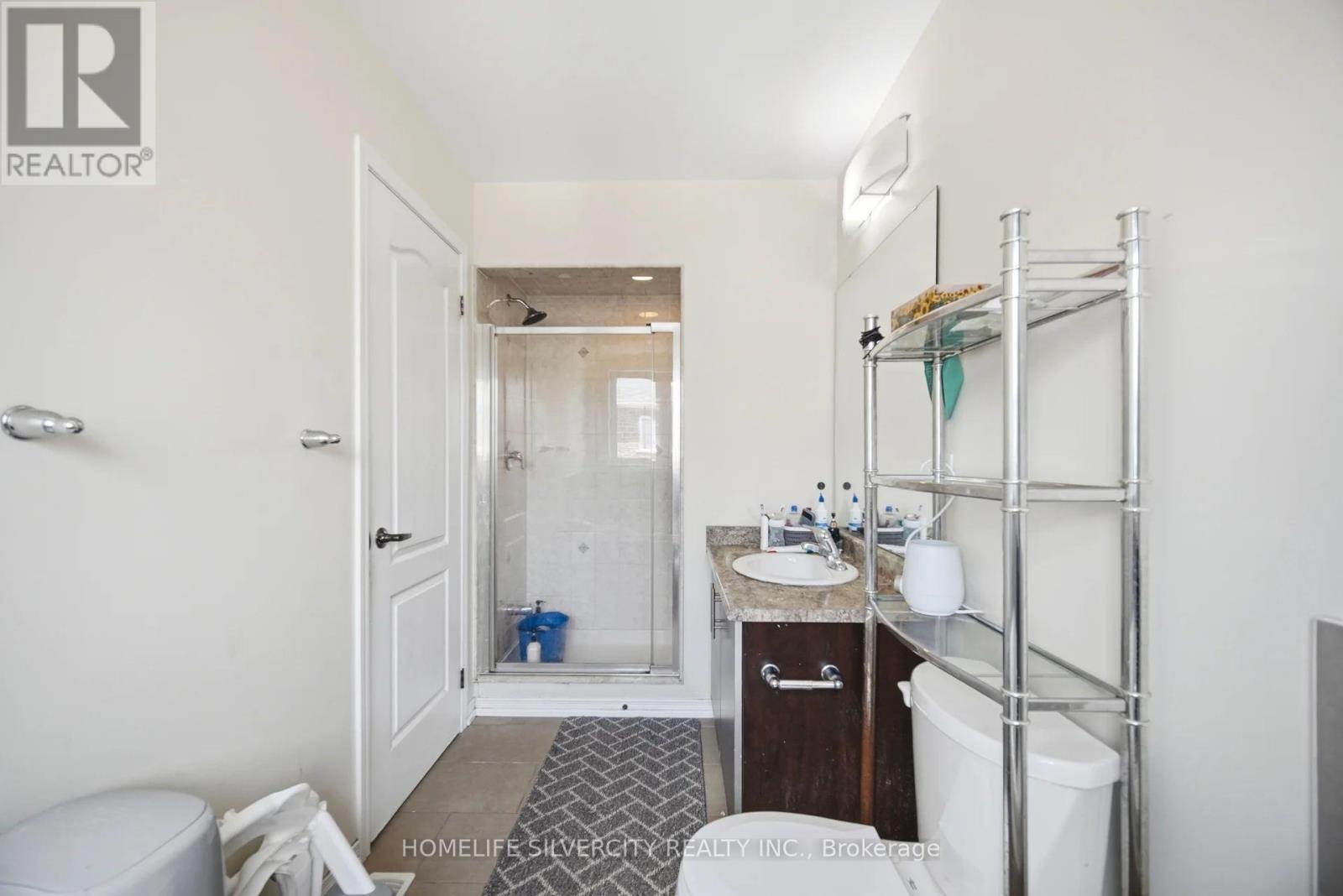 5 Baffin Crescent, Brampton, ON - Indoor Photo Showing Bathroom