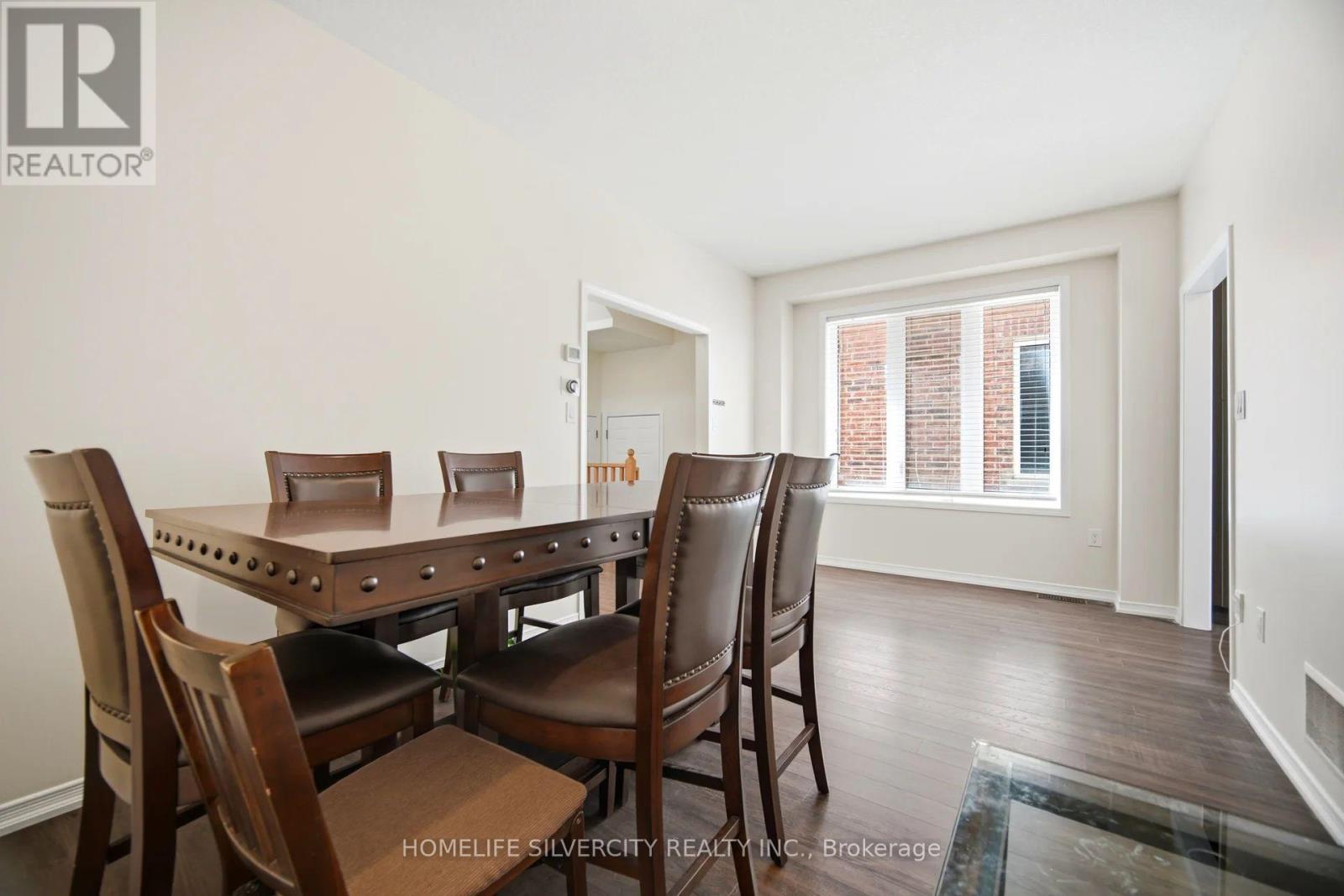 5 Baffin Crescent, Brampton, ON - Indoor Photo Showing Dining Room