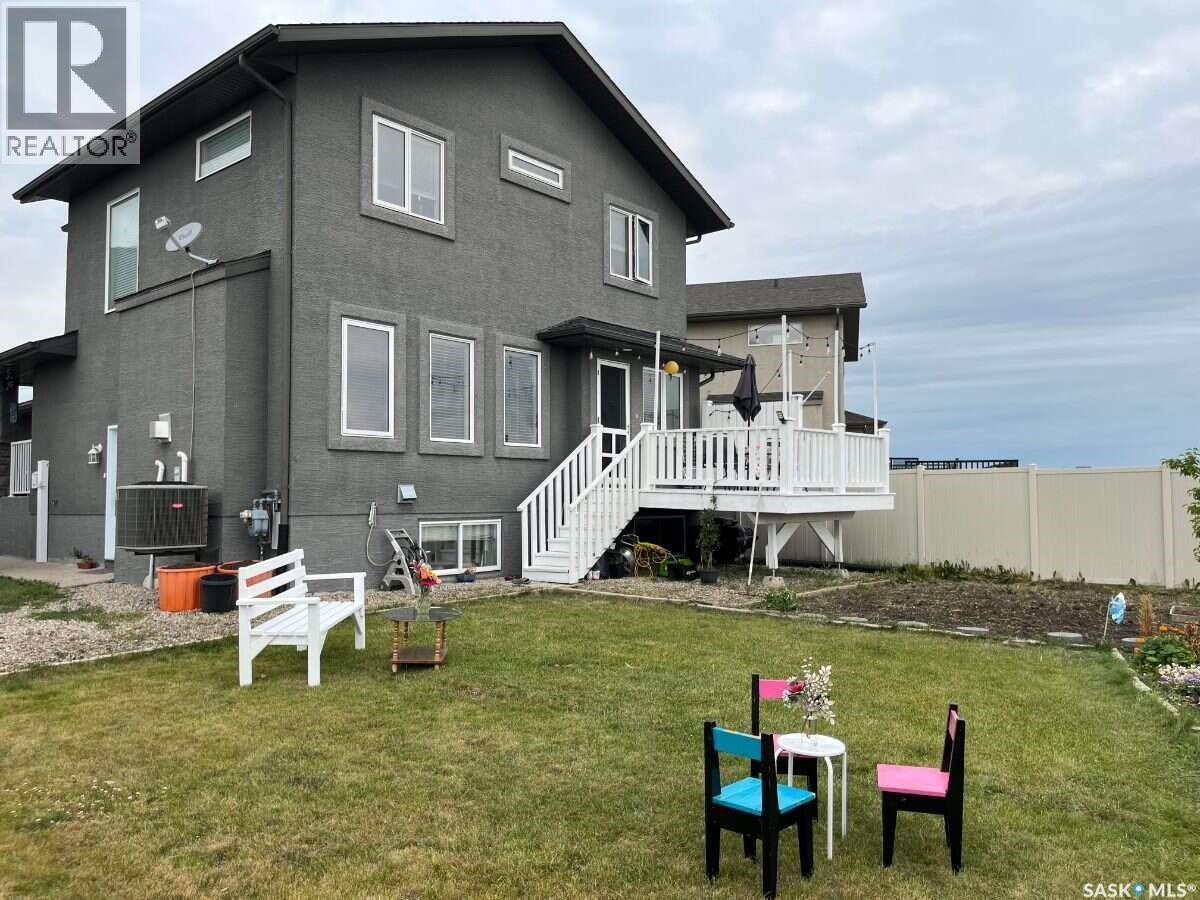 5280 Aerial Crescent, Regina, SK - Outdoor