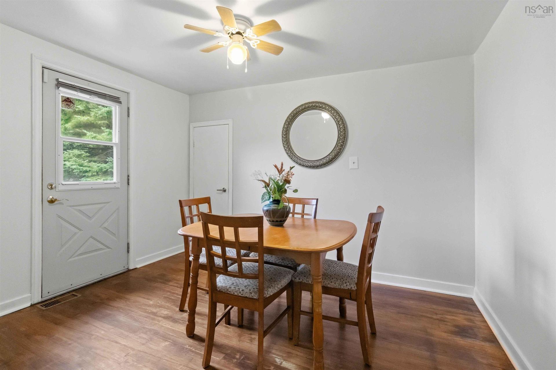 2 Kelly Street, Halifax, NS - Indoor Photo Showing Dining Room