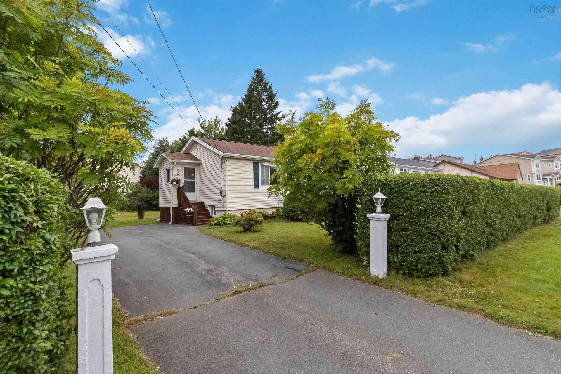 2 Kelly Street, Halifax, NS - Outdoor