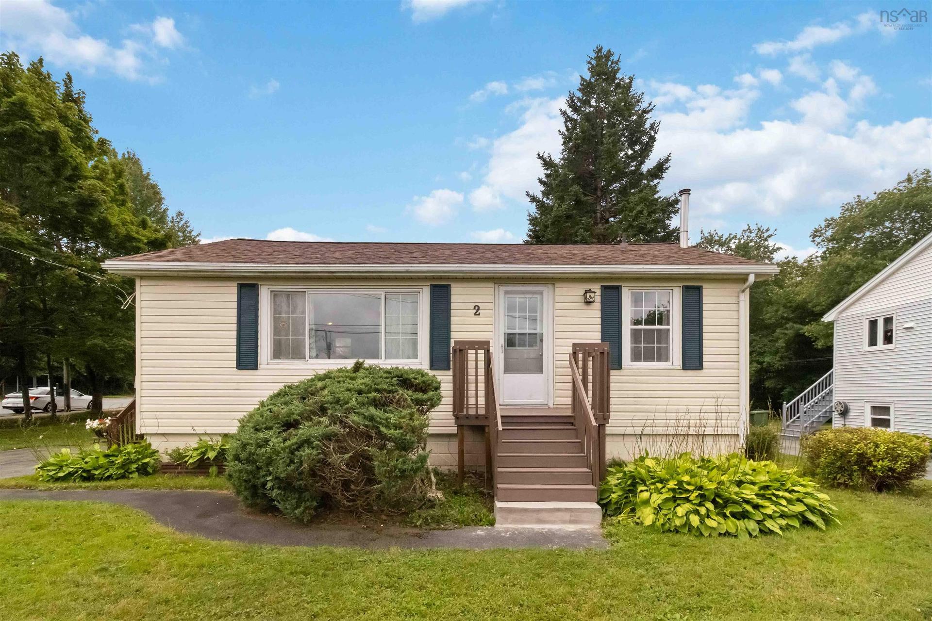 2 Kelly Street, Halifax, NS - Outdoor