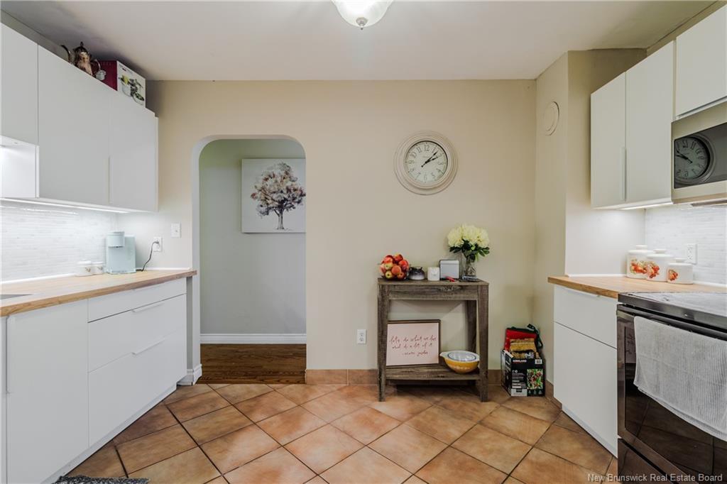 A + B-107 Fulton Ave, Fredericton, NB - Indoor Photo Showing Kitchen