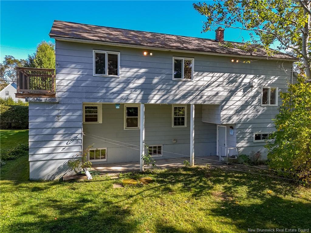 A + B-107 Fulton Ave, Fredericton, NB - Outdoor