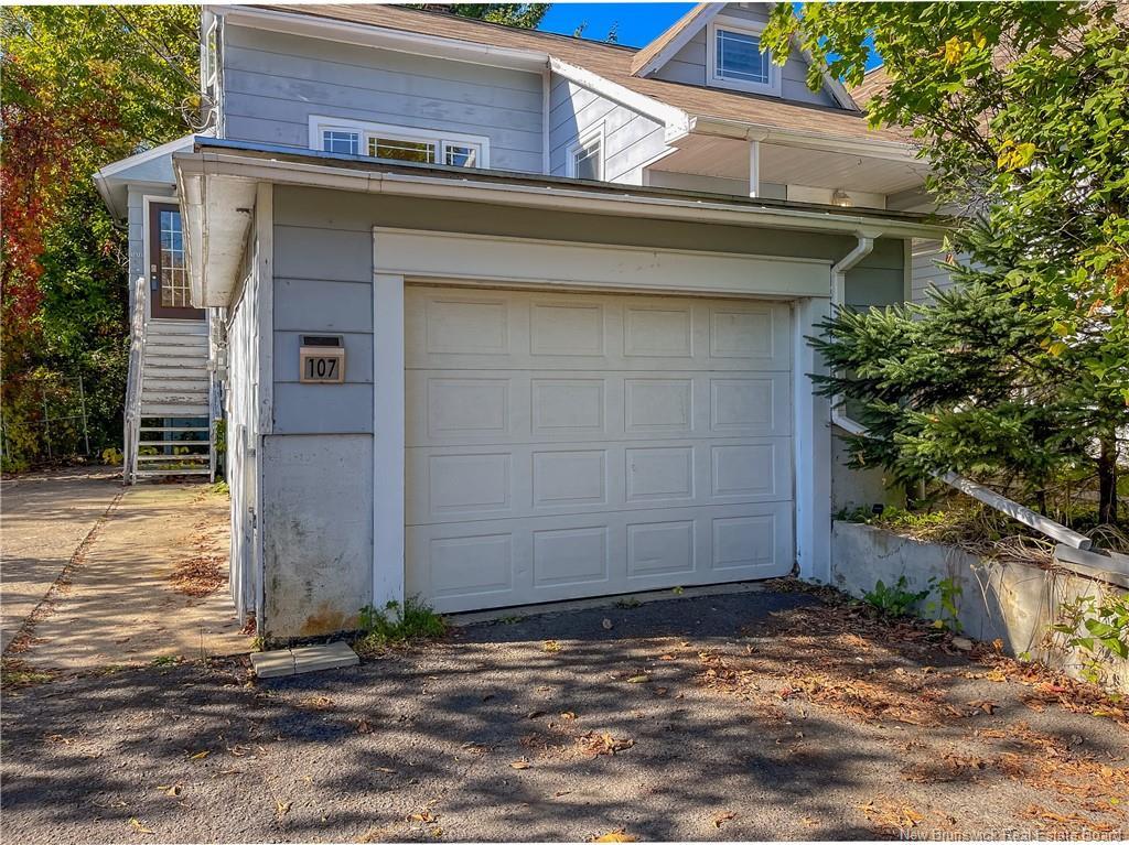 A + B-107 Fulton Ave, Fredericton, NB - Outdoor