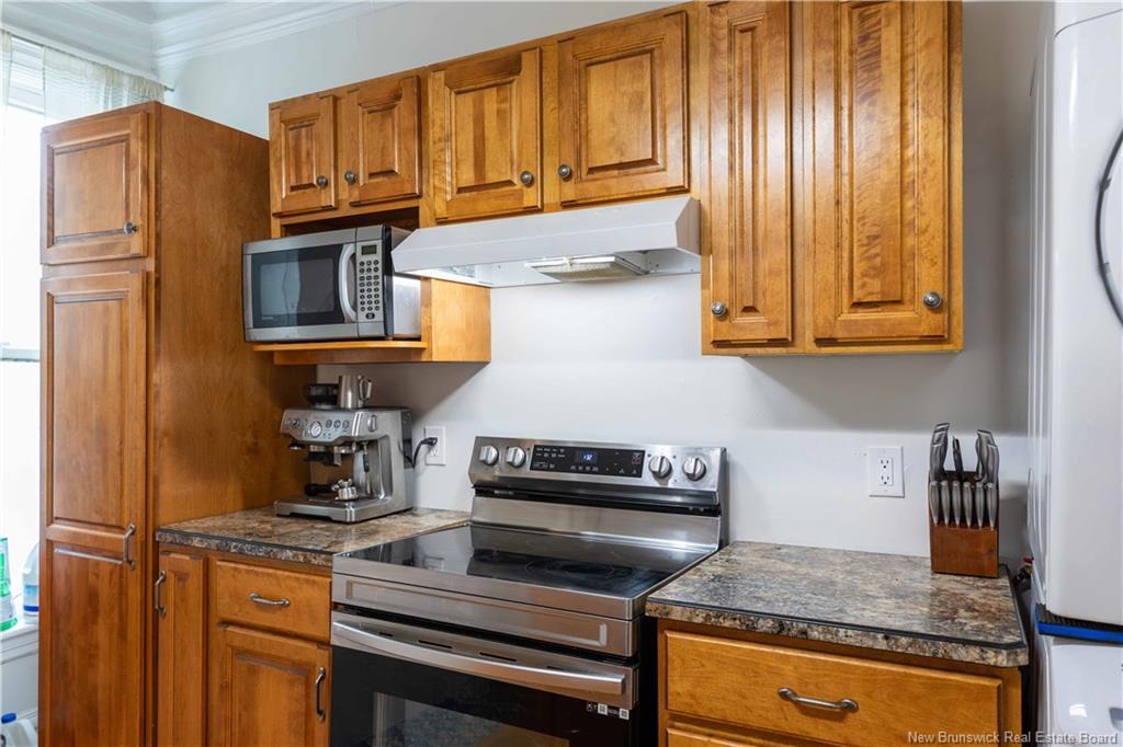 107 Orange St, Saint John, NB - Indoor Photo Showing Kitchen