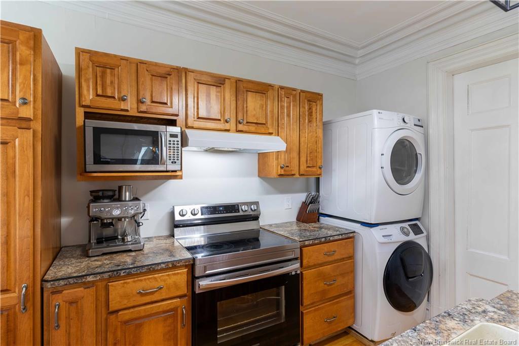 107 Orange St, Saint John, NB - Indoor Photo Showing Laundry Room