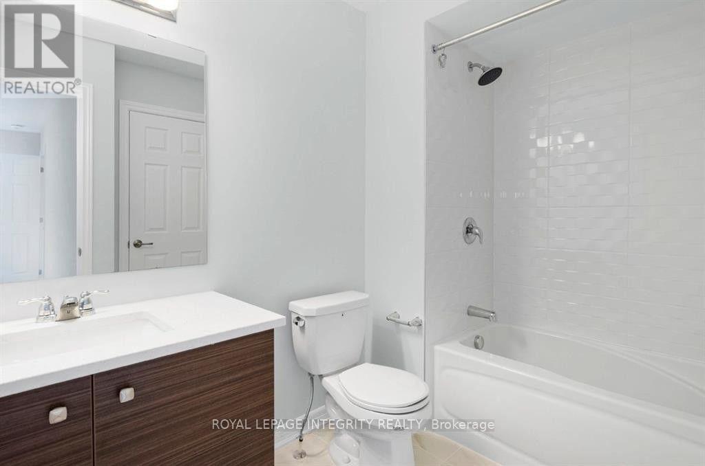 273 Squadron Crescent, Ottawa, ON - Indoor Photo Showing Bathroom