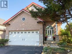 4 KINGSLEY ROAD S Halton Hills, ON L7J 2Z5