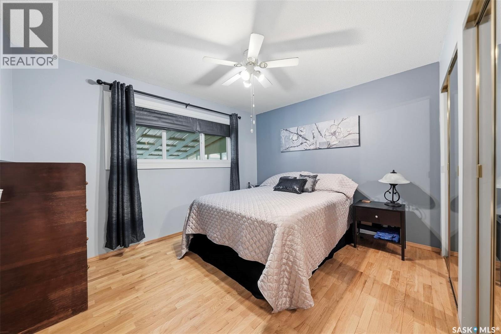 767 22Nd Street E, Prince Albert, SK - Indoor Photo Showing Bedroom