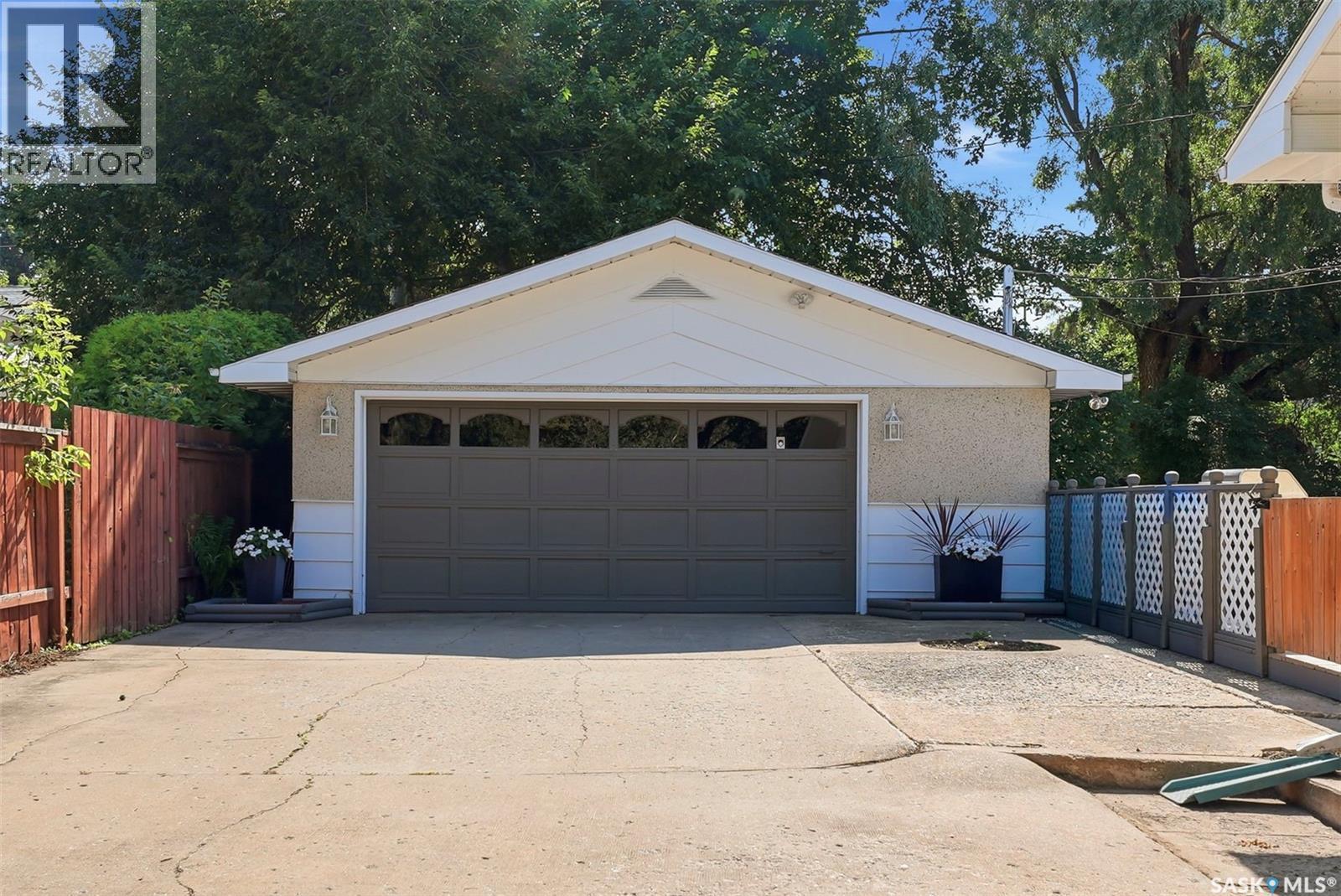767 22Nd Street E, Prince Albert, SK - Outdoor