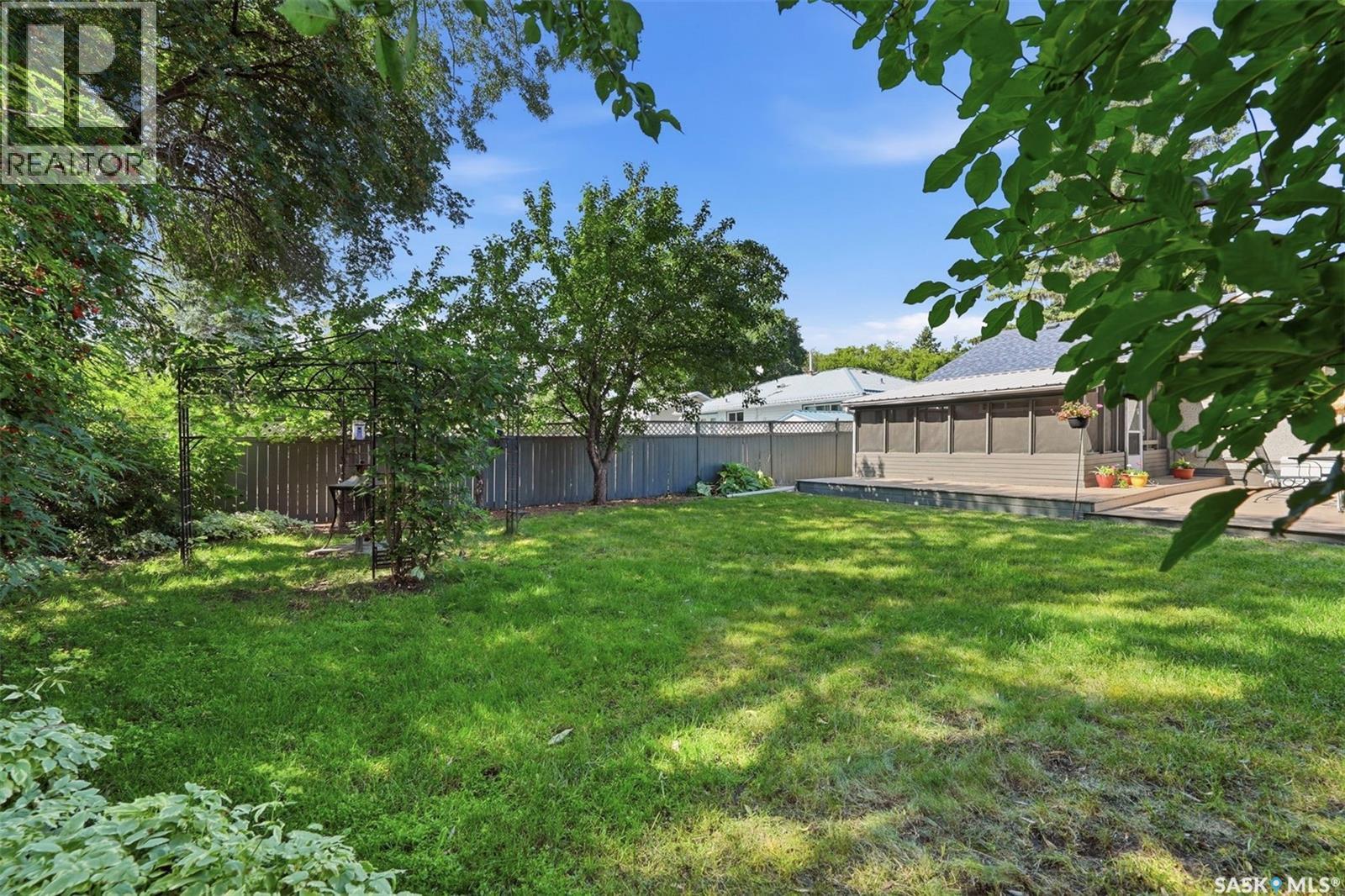 767 22Nd Street E, Prince Albert, SK - Outdoor With Backyard