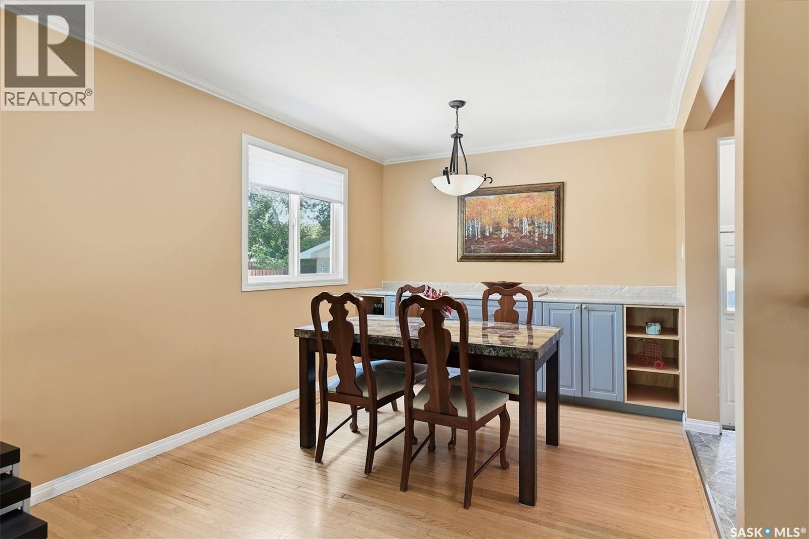 767 22Nd Street E, Prince Albert, SK - Indoor Photo Showing Dining Room