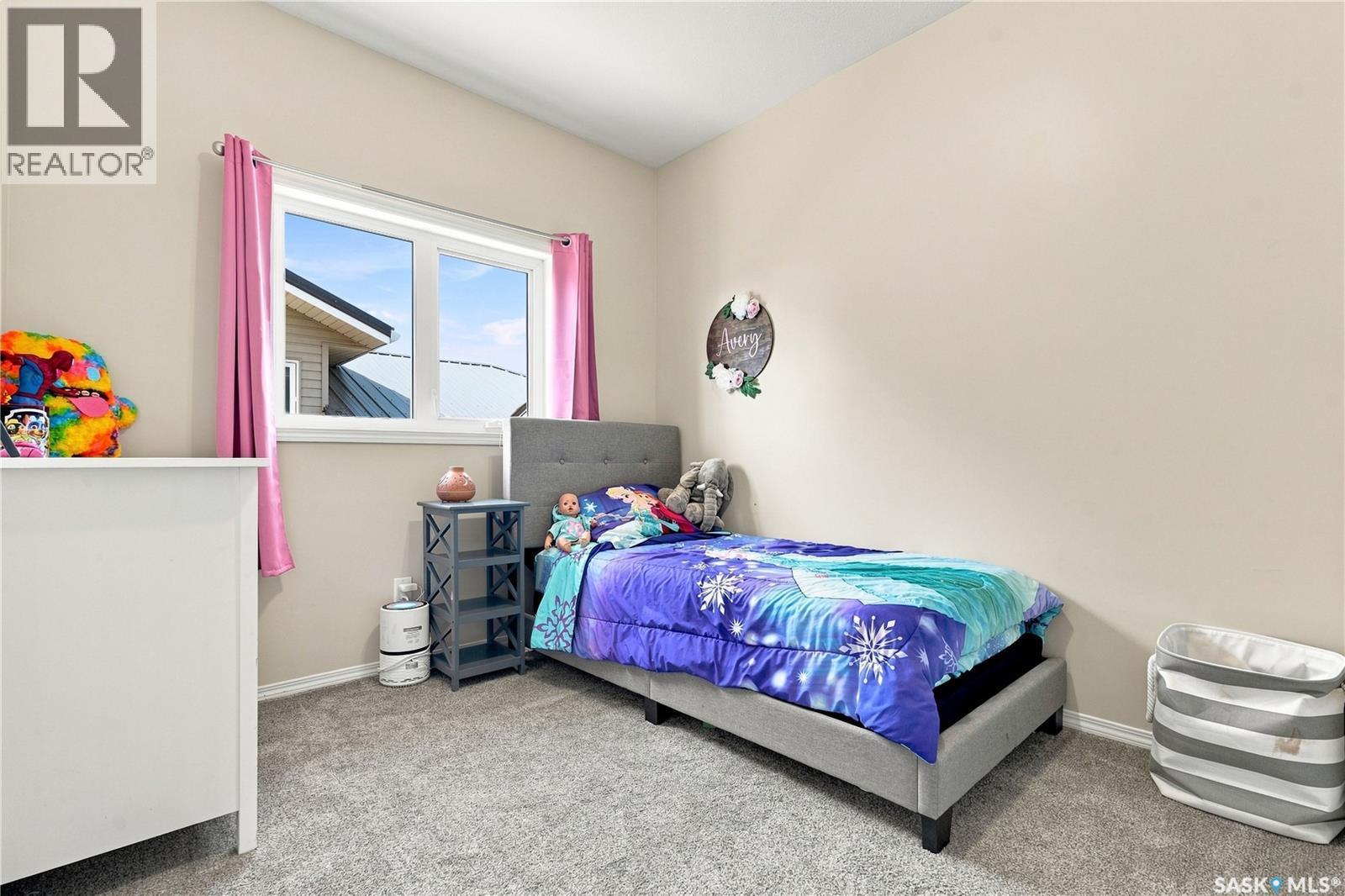 104 Mcdonald Street, Aberdeen, SK - Indoor Photo Showing Bedroom