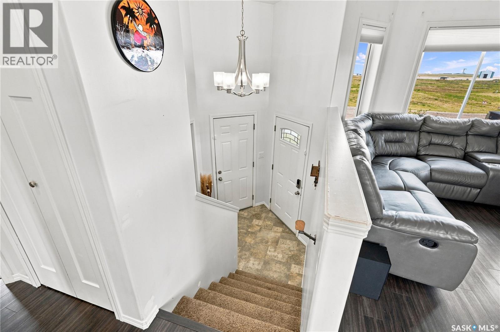 104 Mcdonald Street, Aberdeen, SK - Indoor Photo Showing Other Room