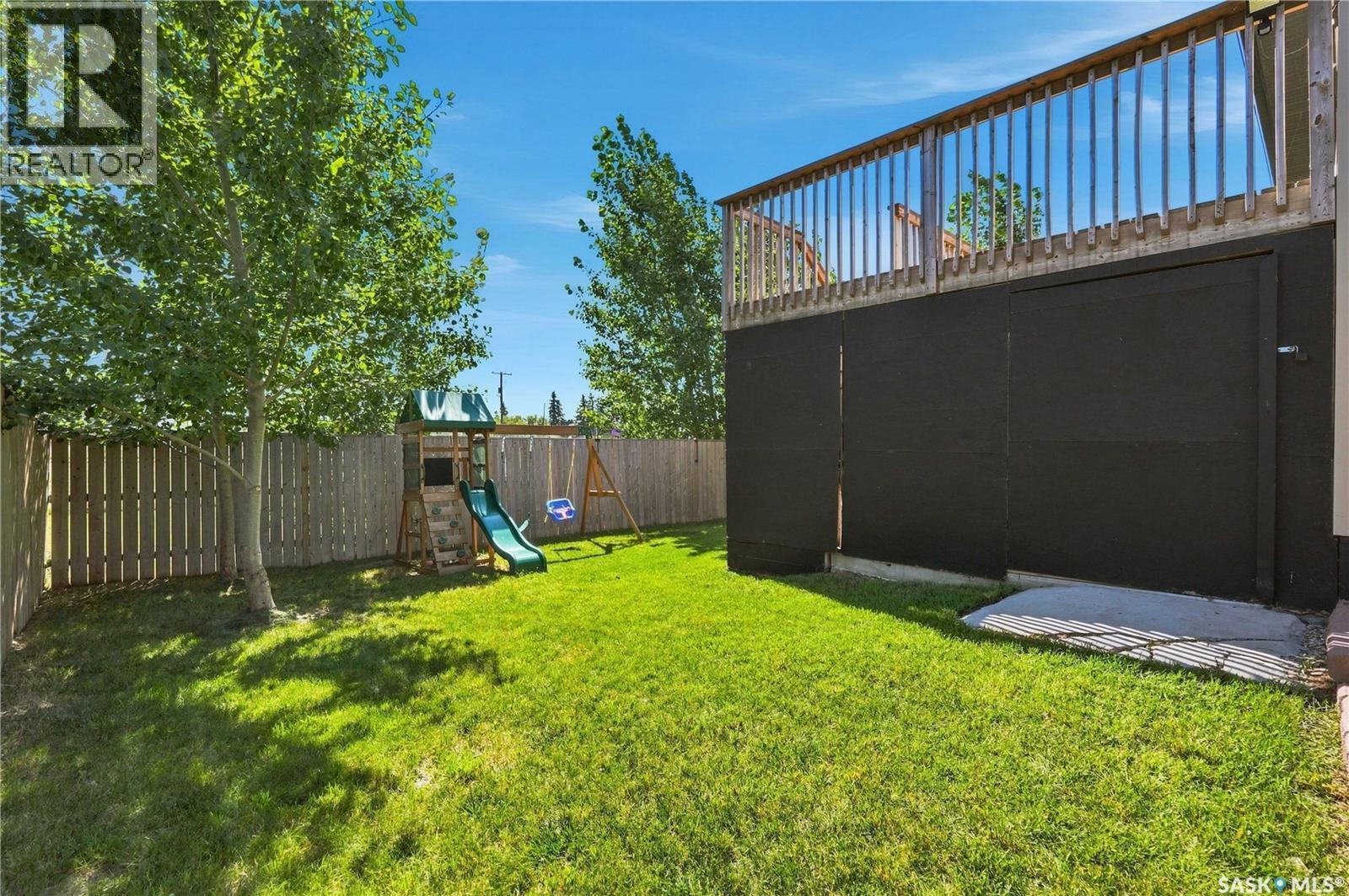 104 Mcdonald Street, Aberdeen, SK - Outdoor